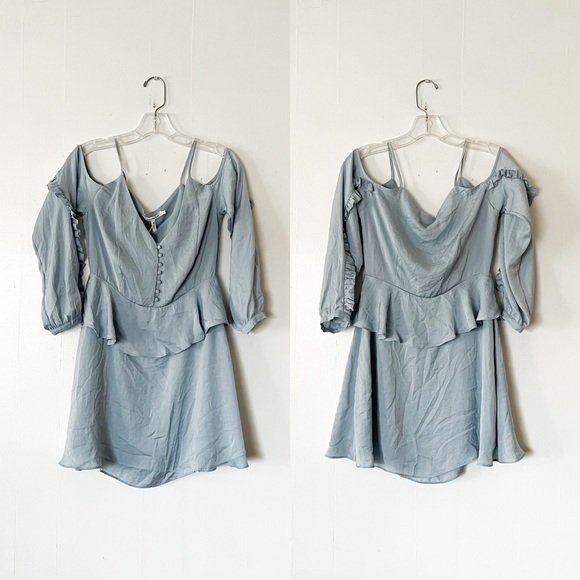 NWT Avec Les Filles Cold Shoulder Button Front Dress in Robin Eggs Blue - Picture 3 of 12